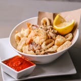 Frittura di Mare (fried calamari and shrimp)