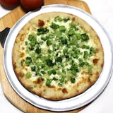 White & Broccoli Pizza