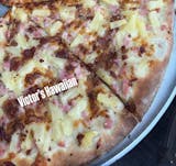 Victor's Hawaiian Pizza (We Know.. This Should Be Illegal)