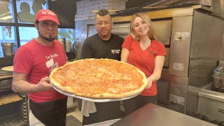 Party Plain Pizza