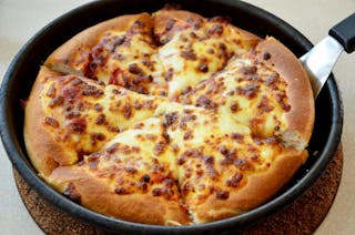 Pan Pizza