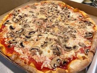 Mushroom & Onion Pizza