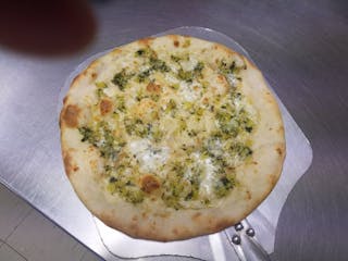 Broccoli Ricotta White Pizza
