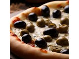 Olives White Pizza