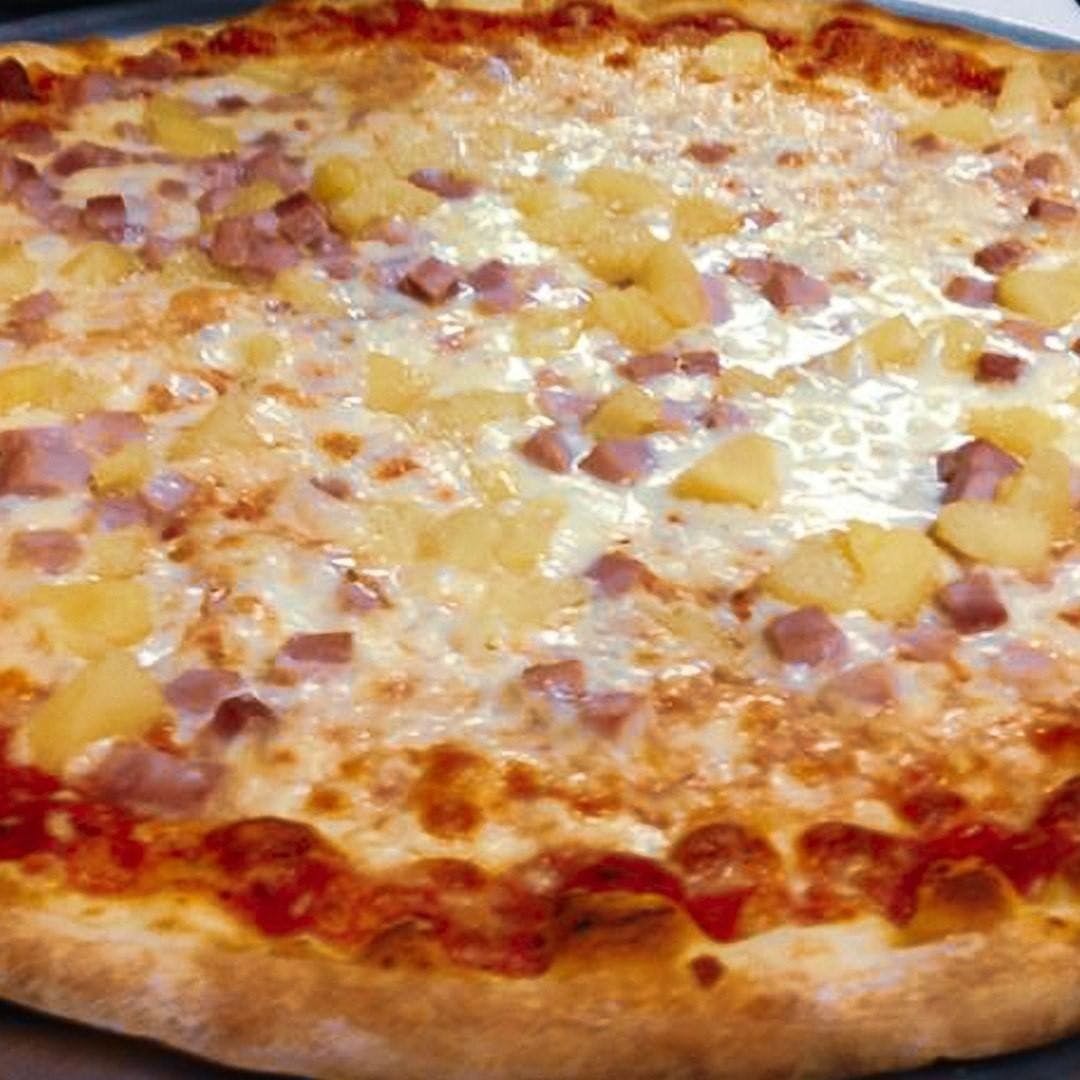 Hawaiian Pizza