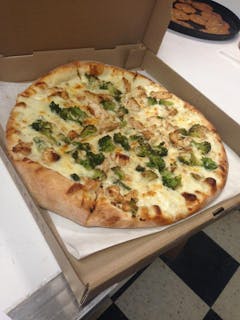 24 Supreme Pizza