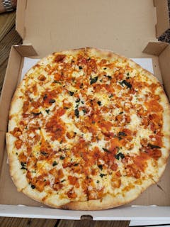Buffalo Grilled Chicken Pizza