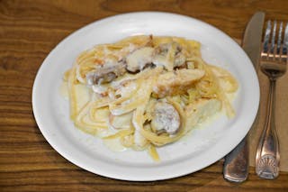 Fettuccine Alfredo with Chicken