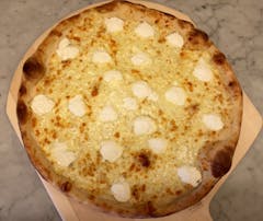 White Cheese Pizza