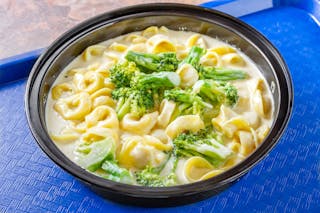 Tortellini Alfredo