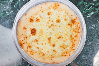 Creamy Alfredo Pizza