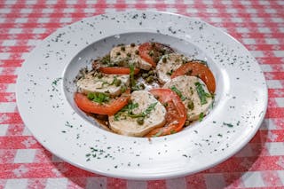 Mozzarella Fresca Salad