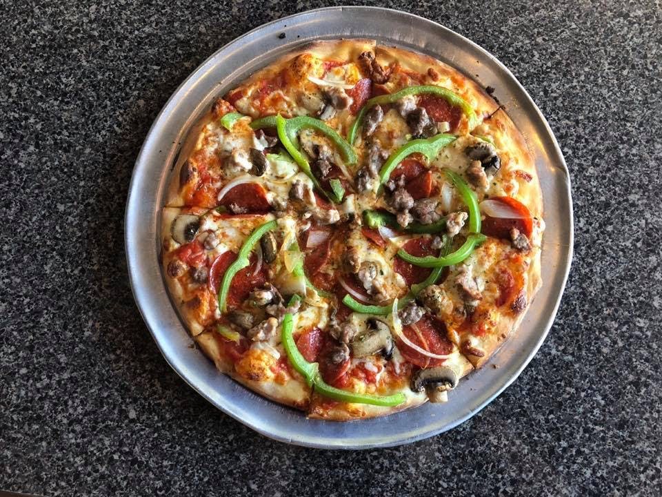 Gianni's Special Pizza