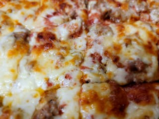 Sausage & Mozzarella Pizza