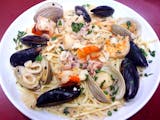 Linguine Hollywood with Seafood Dinner