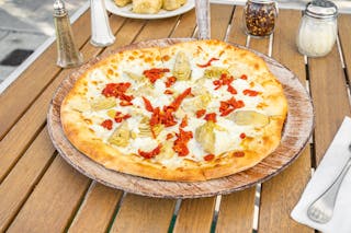 Sun Dried Tomato Pizza