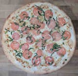18" Tomato Basil Pizza
