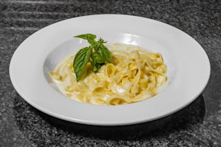 Fettuccine Alfredo