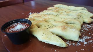 Twist Bread with Sauce