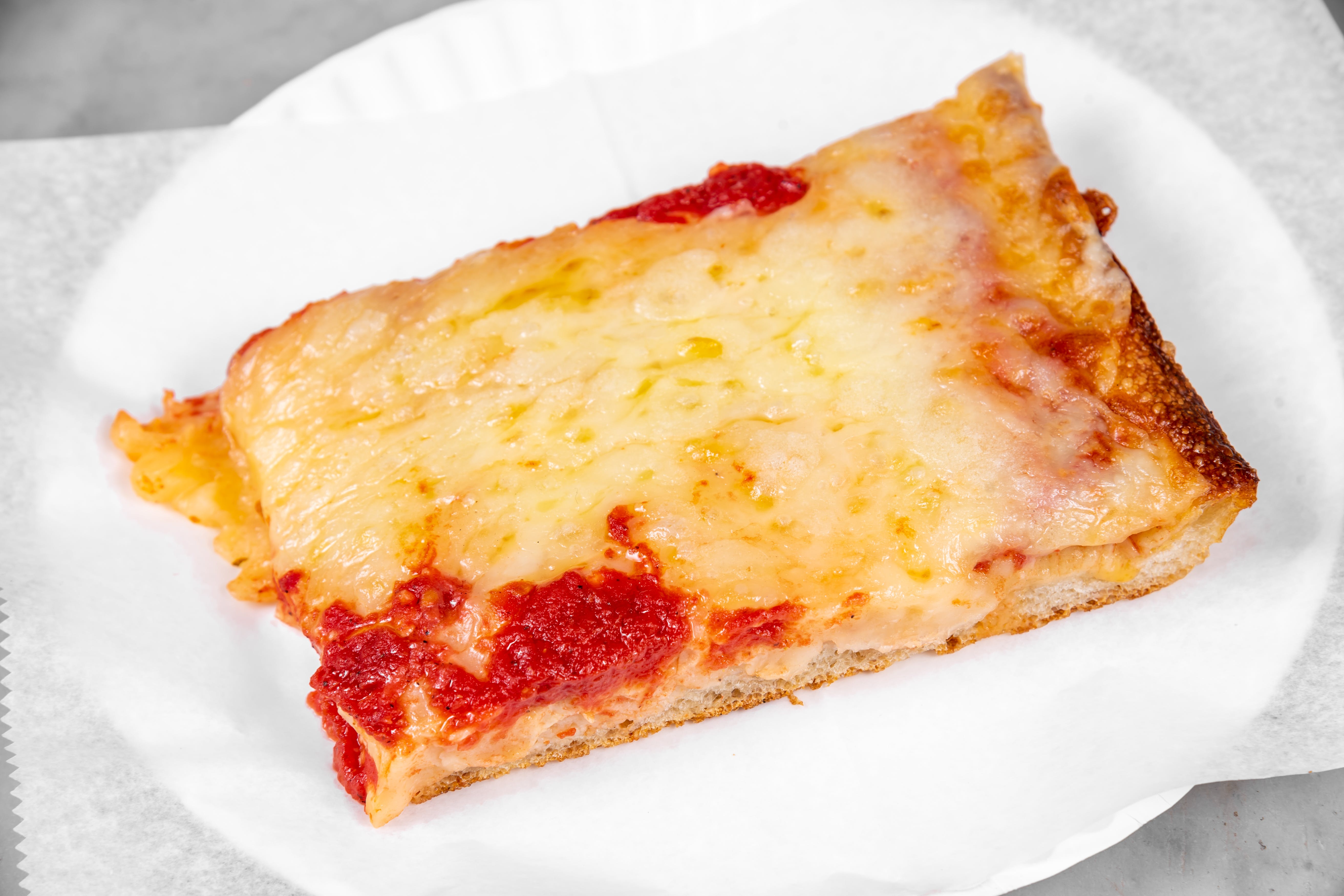 square cheese pizza slice