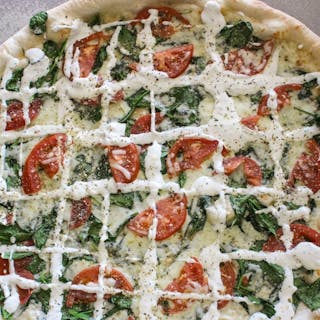 Bianca Florentine Pizza