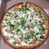 White Pizza with Chicken & Broccoli