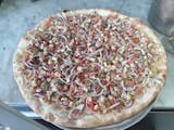 Chicken Tomatoes and Onions  Pizza