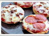 Cheese Pizza Bagel