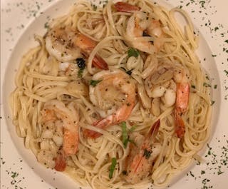 Shrimp Scampi Over Linguine