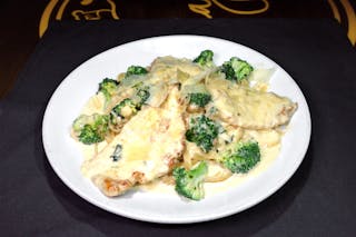 Chicken Broccoli Alfredo