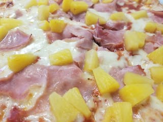 Hawaiian Pizza