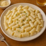 Rigatoni & Alfredo Sauce