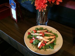 Bab’s Strawberry Chicken Spinach Salad