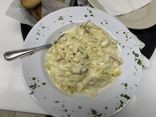 Fettuccine Alfredo
