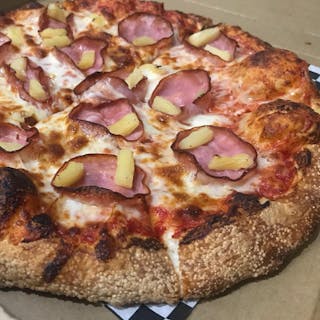Tre Bomb (Hawaiian) Pizza