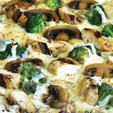Chicken Alfredo Pizza(Halal)