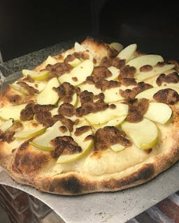 The "Big Apple" Pizza Pie 'Alamode'