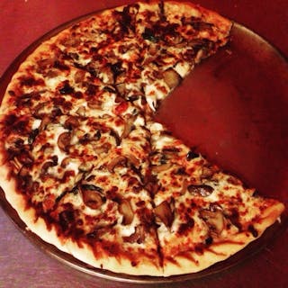 Build Your Own Wizard Wicks Pizza