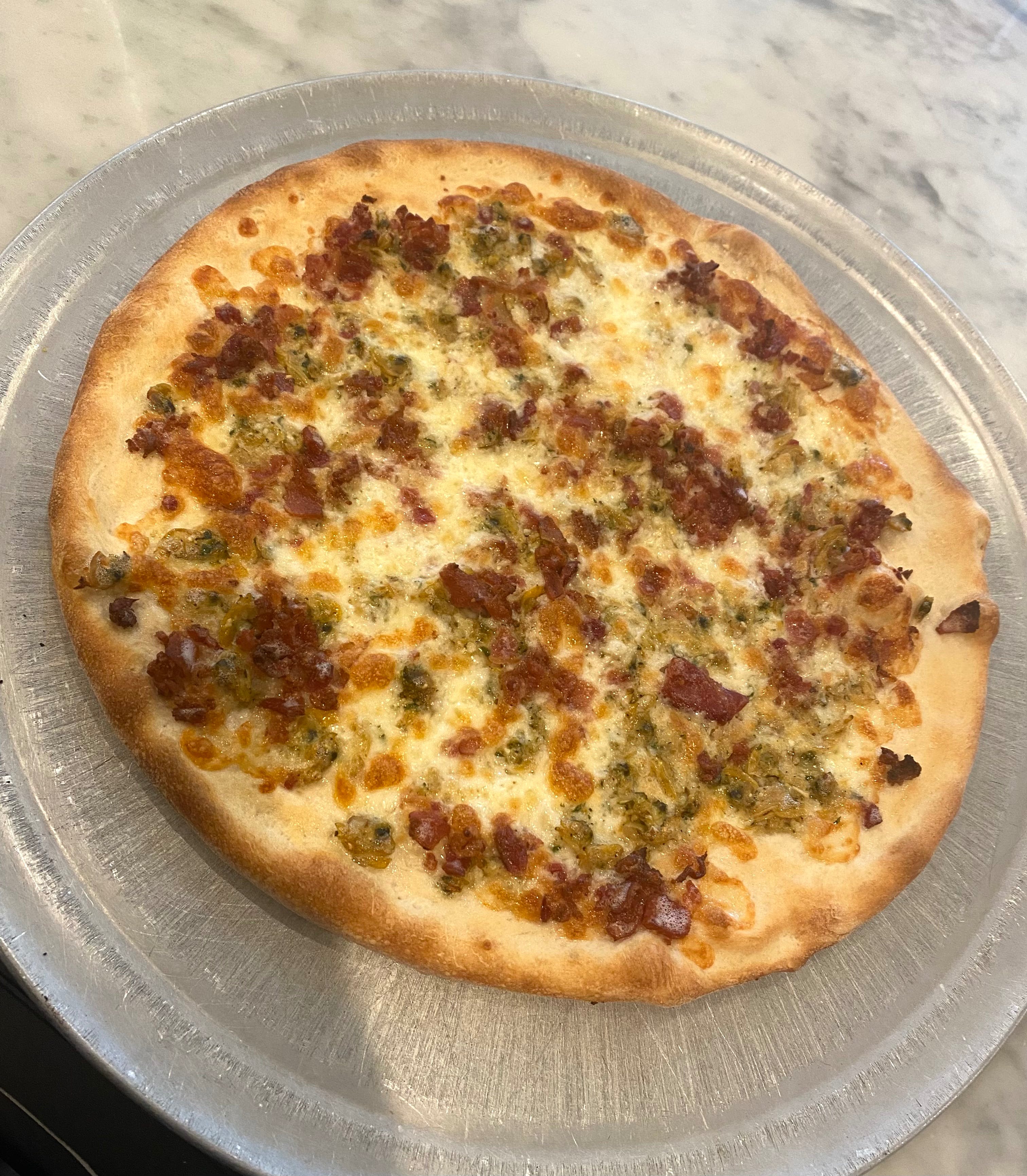 Order Clams Casino Pizza - Small 12" food online from Italian Corner Deli By Massimo store, Trumbull on bringmethat.com