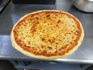 Neapolitan Round Cheese Pizza