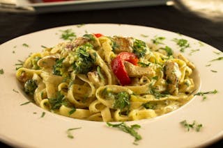 Chicken Alfredo Pasta