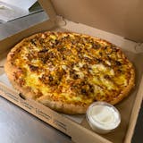 Gold fever chicken pizza