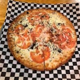 White Fresh Tomato Pizza
