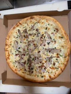 Chicken Garlic Ranch Supreme Pizza