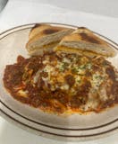 Lasagna and Garlic Bread Special