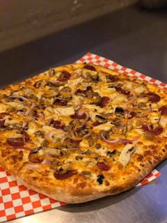 Sriracha Mayo Special Pizza
