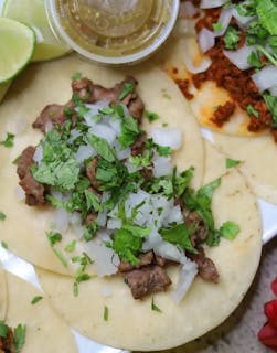 Tacos de bistec