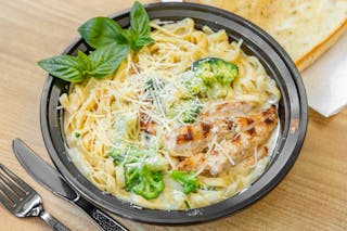 Chicken Broccoli Ziti