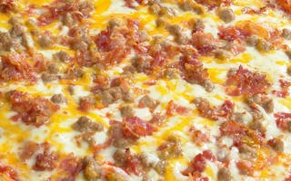 Roma Bacon Cheeseburger Pizza