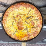Spicy Hot Oil Pizza (bar style pie)